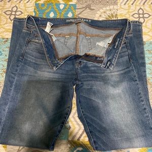 Womens AE 16L kick boot jeans